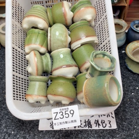 紫砂花盆瑕疵359口径2.8左右