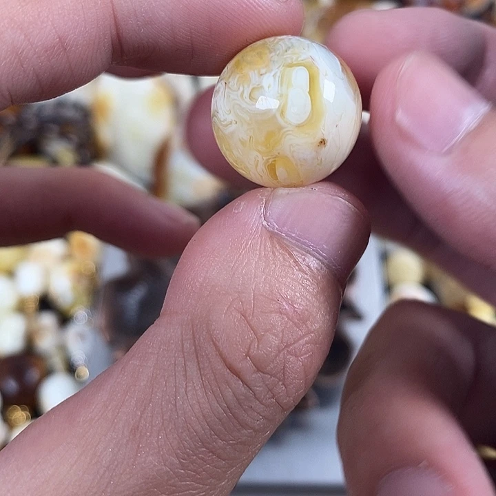 琥珀未镶嵌裸石我