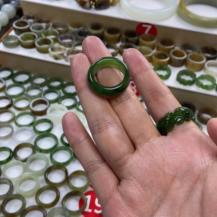 未镶嵌和田玉珠宝半成品9***.