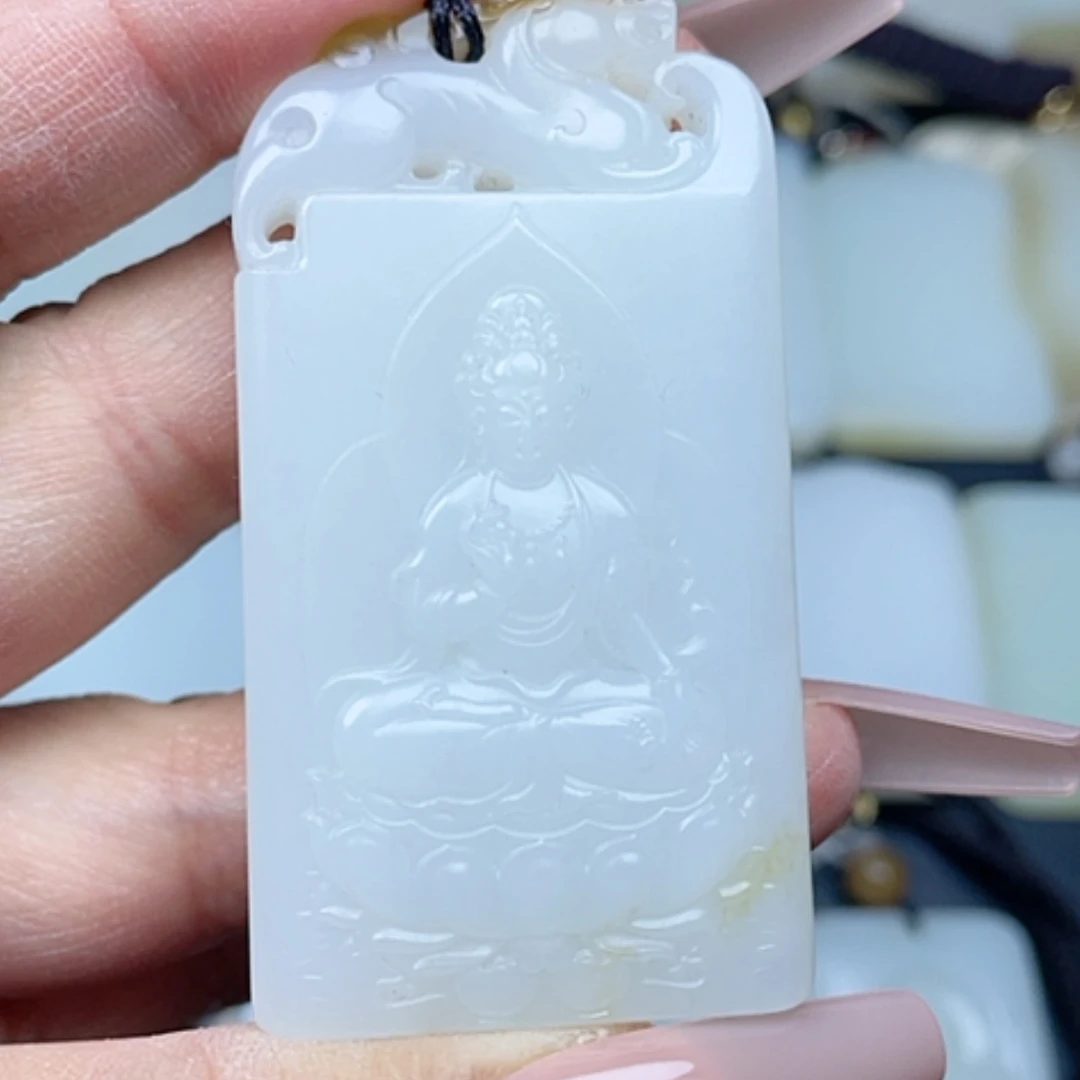 【闪购商品】颈饰未镶嵌和田玉