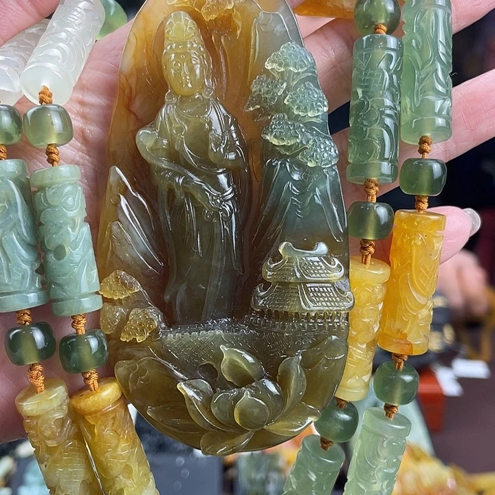 未镶嵌蛇纹石玉颈饰