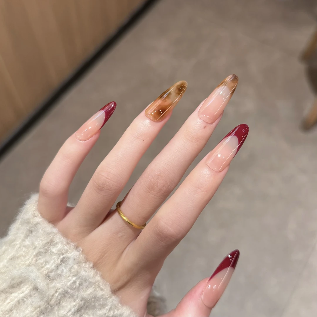 【微醺玫雾】秋冬法式美拉德琥珀晕染显白高级感穿戴甲新年圣诞美甲