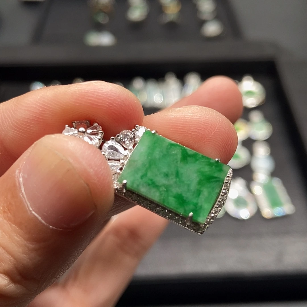 翡翠银S925镶嵌颈饰