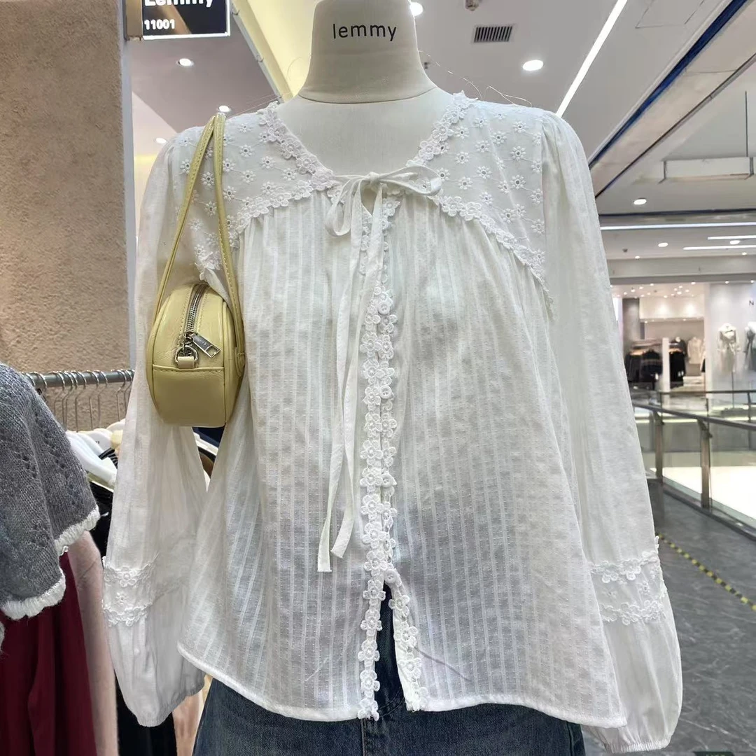 5082  花朵镂空衬衫   ly