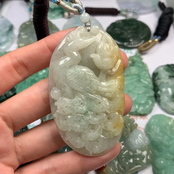 翡翠未镶嵌颈饰翡翠