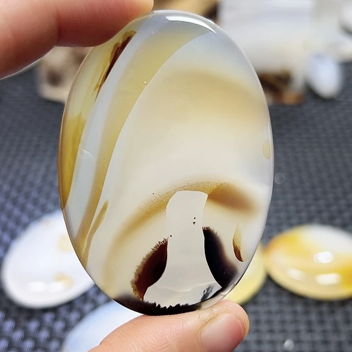 玛瑙/玉髓未镶嵌珠宝半成品