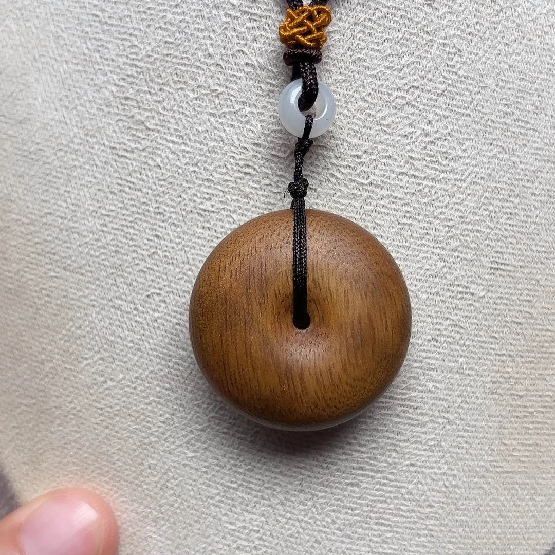 沉香吊坠越南富森红土风化料限量款平安扣