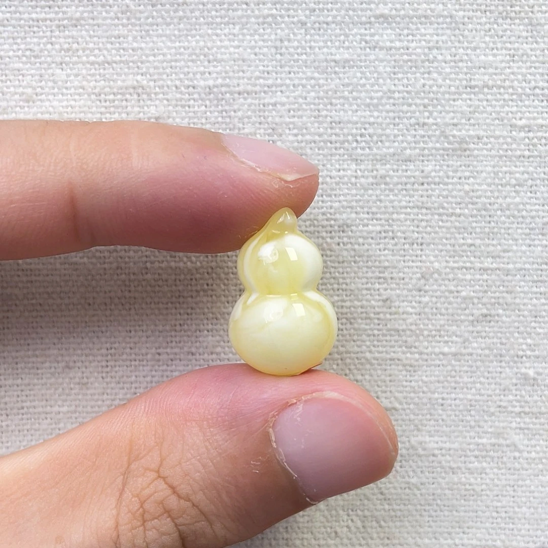 琥珀未镶嵌珠宝奇石葫芦