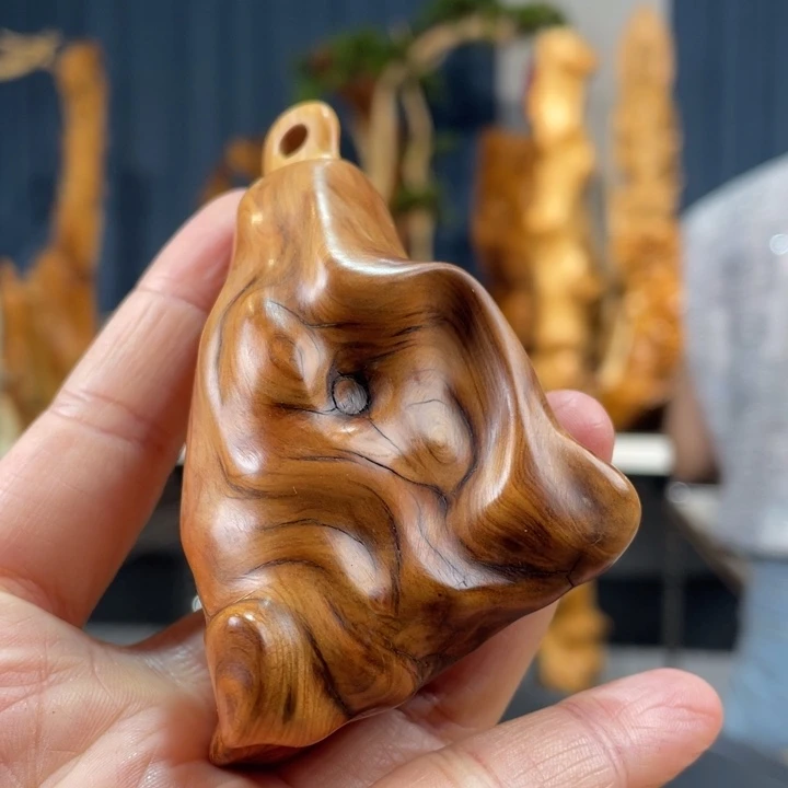 柏木（崖柏）手把件