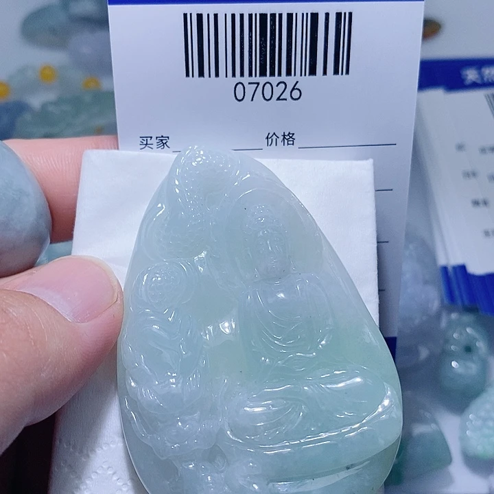 翡翠未镶嵌颈饰天光墟翡翠市场现金代购