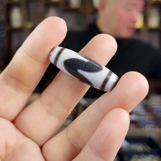 玛瑙/玉髓颈饰合金鹏*燕