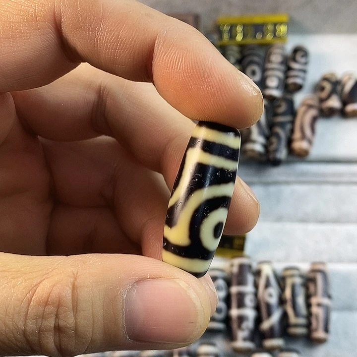 玛瑙/玉髓合金颈饰