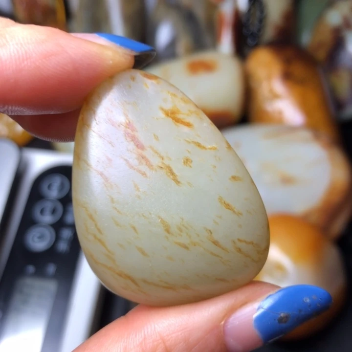 和田玉未镶嵌珠宝奇石