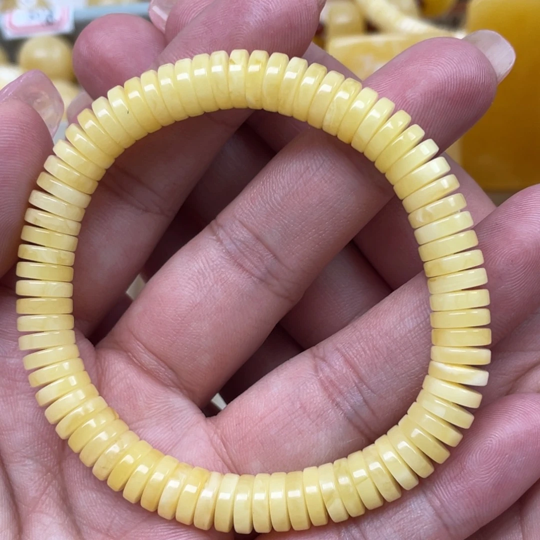 蜜蜡裸石未镶嵌蜜蜡