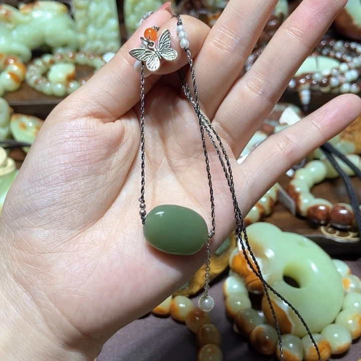 岫岩老玉（透闪石质玉）未镶嵌挂件