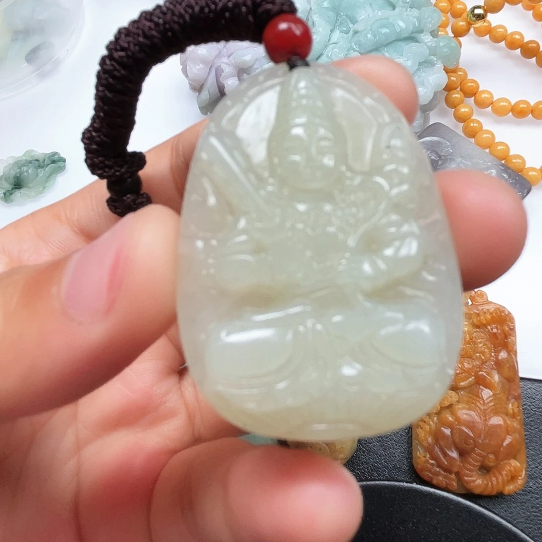 和田玉（糖玉）未镶嵌颈饰