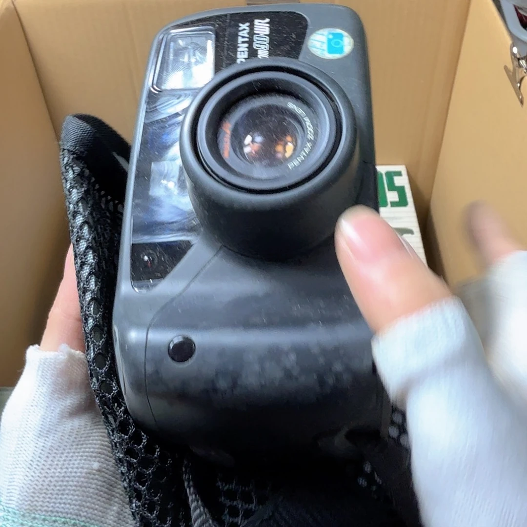 笑**鸳中古商品，瑕疵品，不保好坏。447
