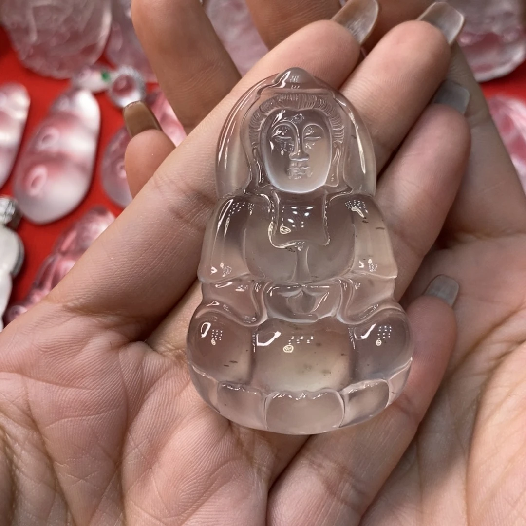 园***红石英质玉未镶嵌吊坠