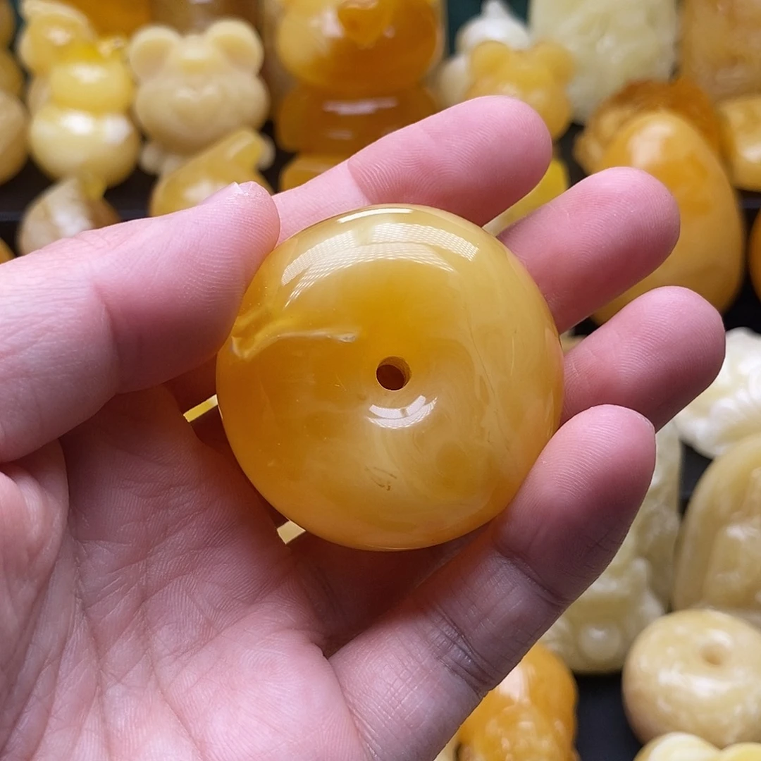 琥珀颈饰未镶嵌琥珀蜜蜡吊坠