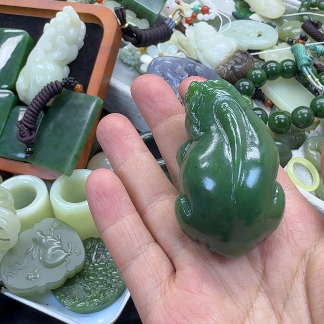 和田玉把件未镶嵌