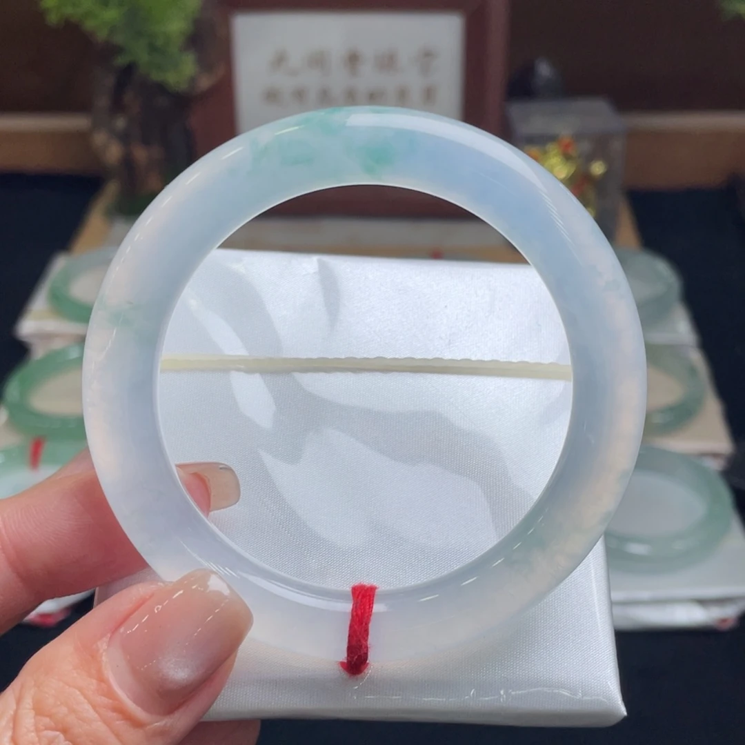 翡翠手镯未镶嵌翡翠56圆条