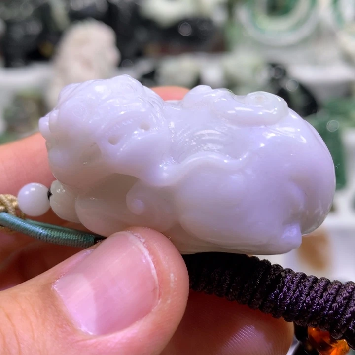 独山玉未镶嵌颈饰