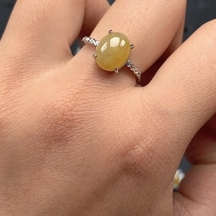 翡翠未镶嵌戒指戒指