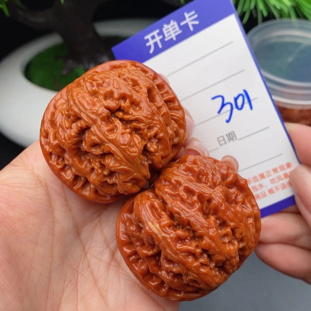 文玩核桃把件46粗筋301
