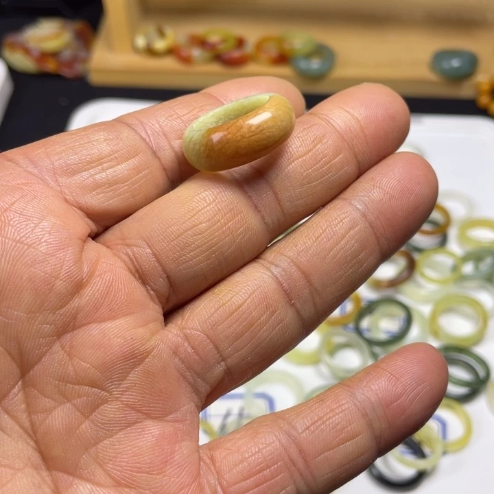 蛇纹石玉合金戒指特价16.2