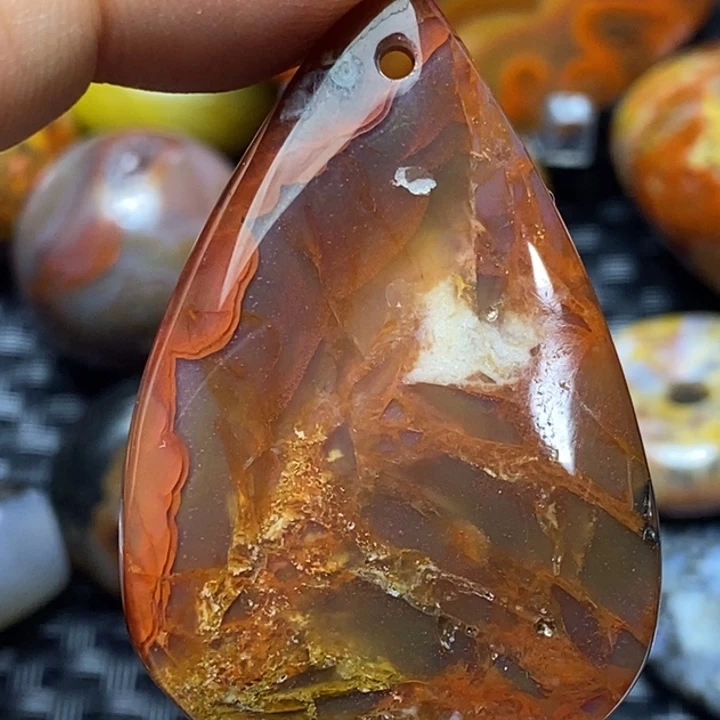 玛瑙/玉髓颈饰未镶嵌