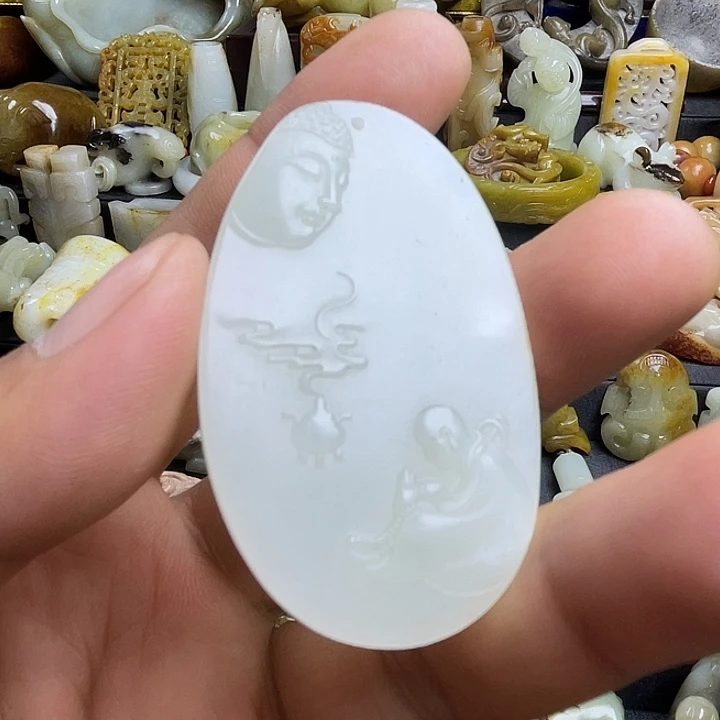 颈饰未镶嵌和田玉