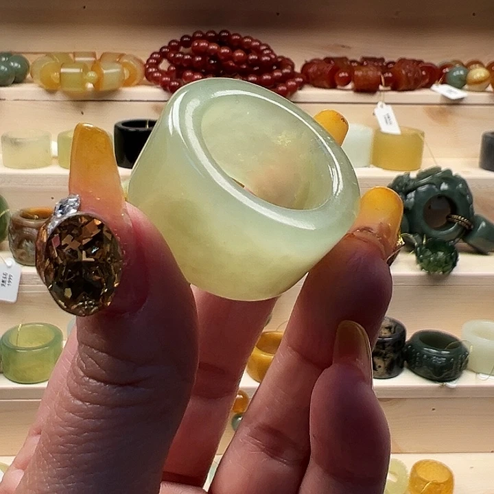 蛇纹石玉戒指未镶嵌内径21