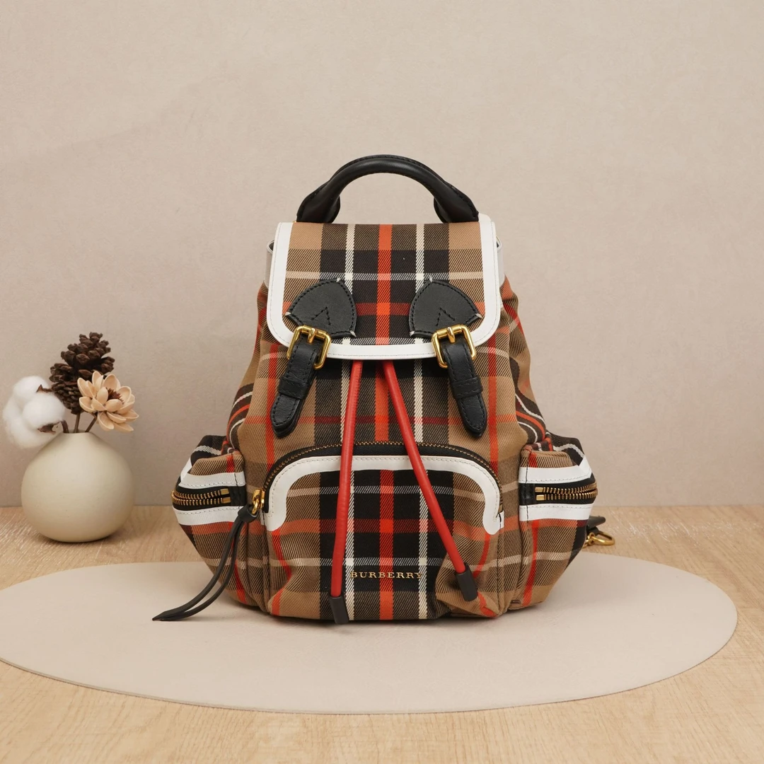 95新 BURBERRY/博柏利 博柏利双肩背包小号格纹帆布/DS033822