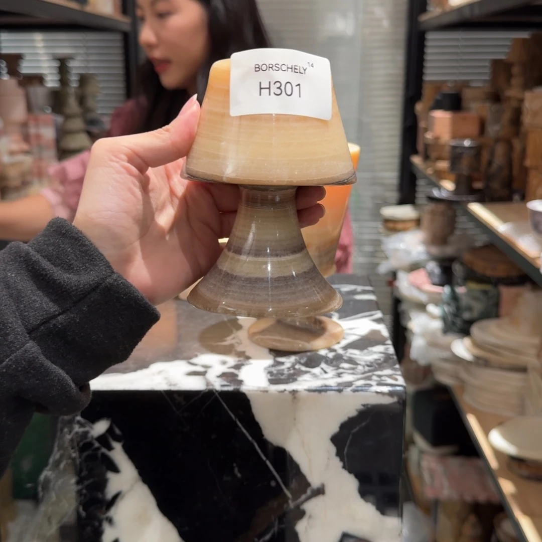 H301。   爱。 福利。