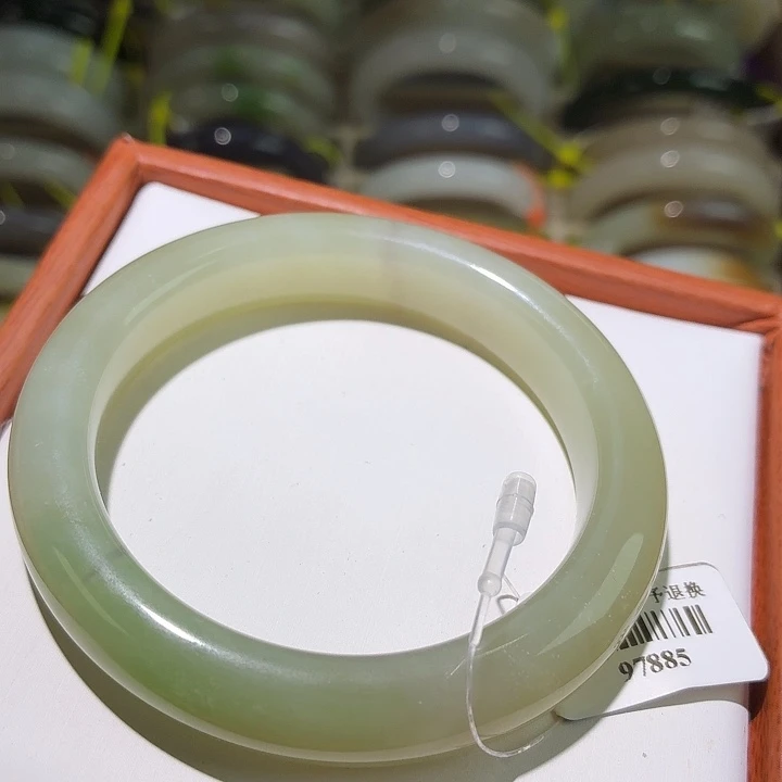 和田玉未镶嵌手镯5455 8