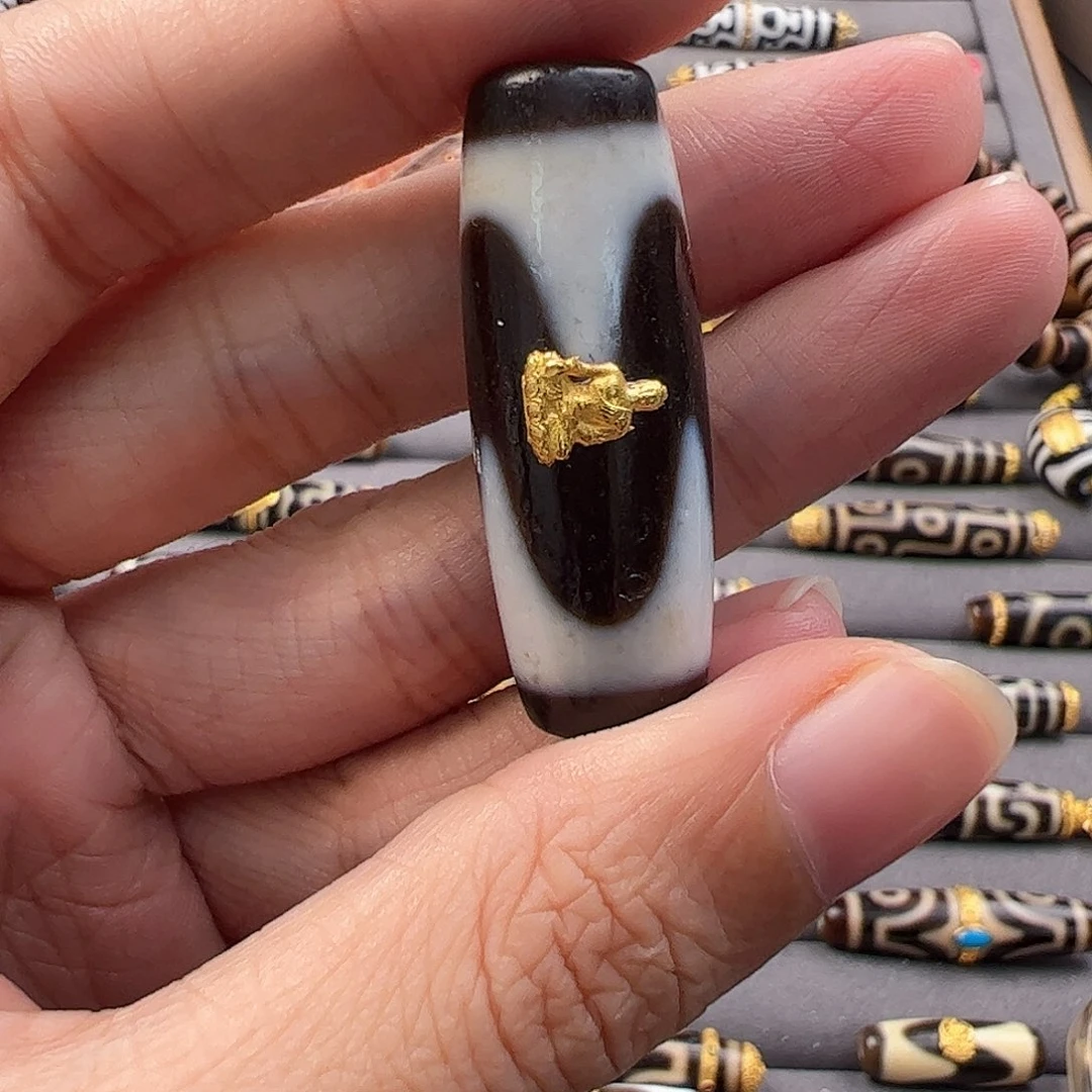 【闪购商品】玛瑙/玉髓颈饰18K金镶嵌一个
