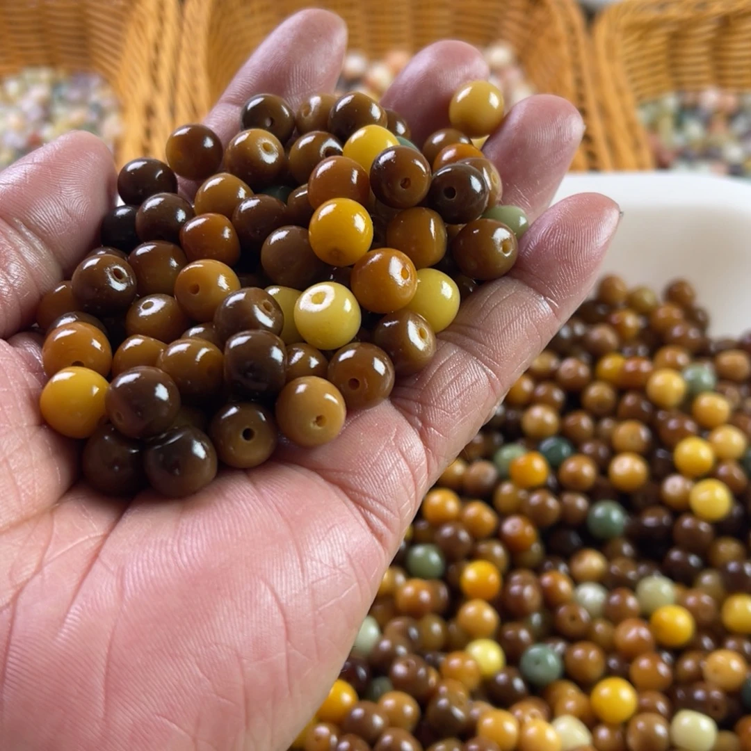 白玉菩提吊坠10-8风化桶珠300颗