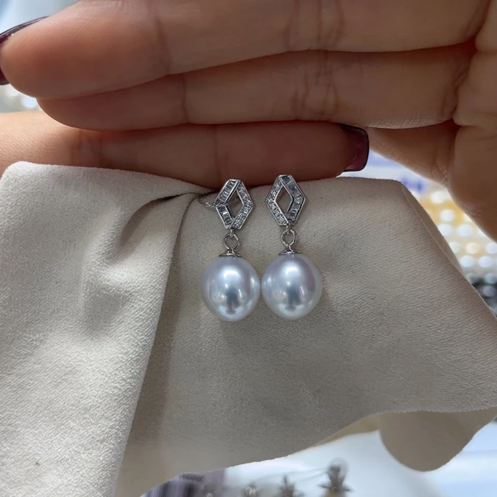海水珍珠耳饰银S925镶嵌开*?