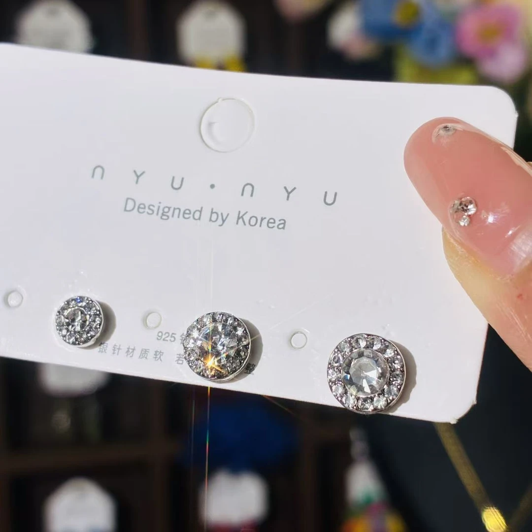 合金仿水晶耳饰 爆闪圆形耳骨钉2025新款螺丝拧扣睡觉免摘Z2388