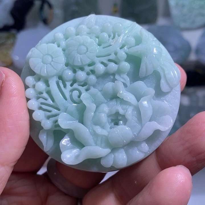 【闪购商品】颈饰未镶嵌翡翠山水