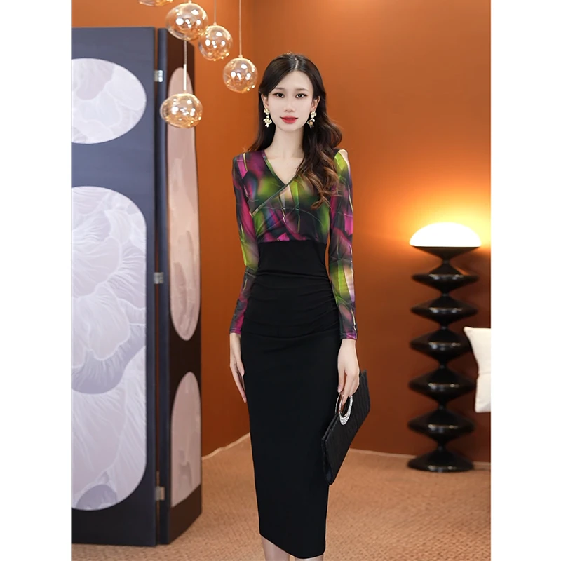 【文】女人味秋冬修身显瘦高级感遮肉中长款长袖设计感连衣裙2278