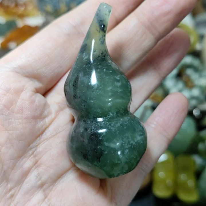 岫玉未镶嵌挂坠款式