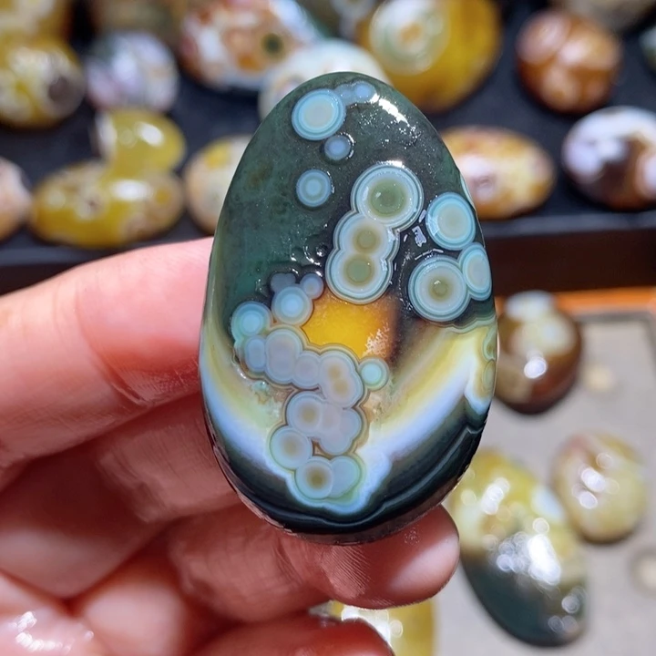 未镶嵌玛瑙/玉髓珠宝半成品88