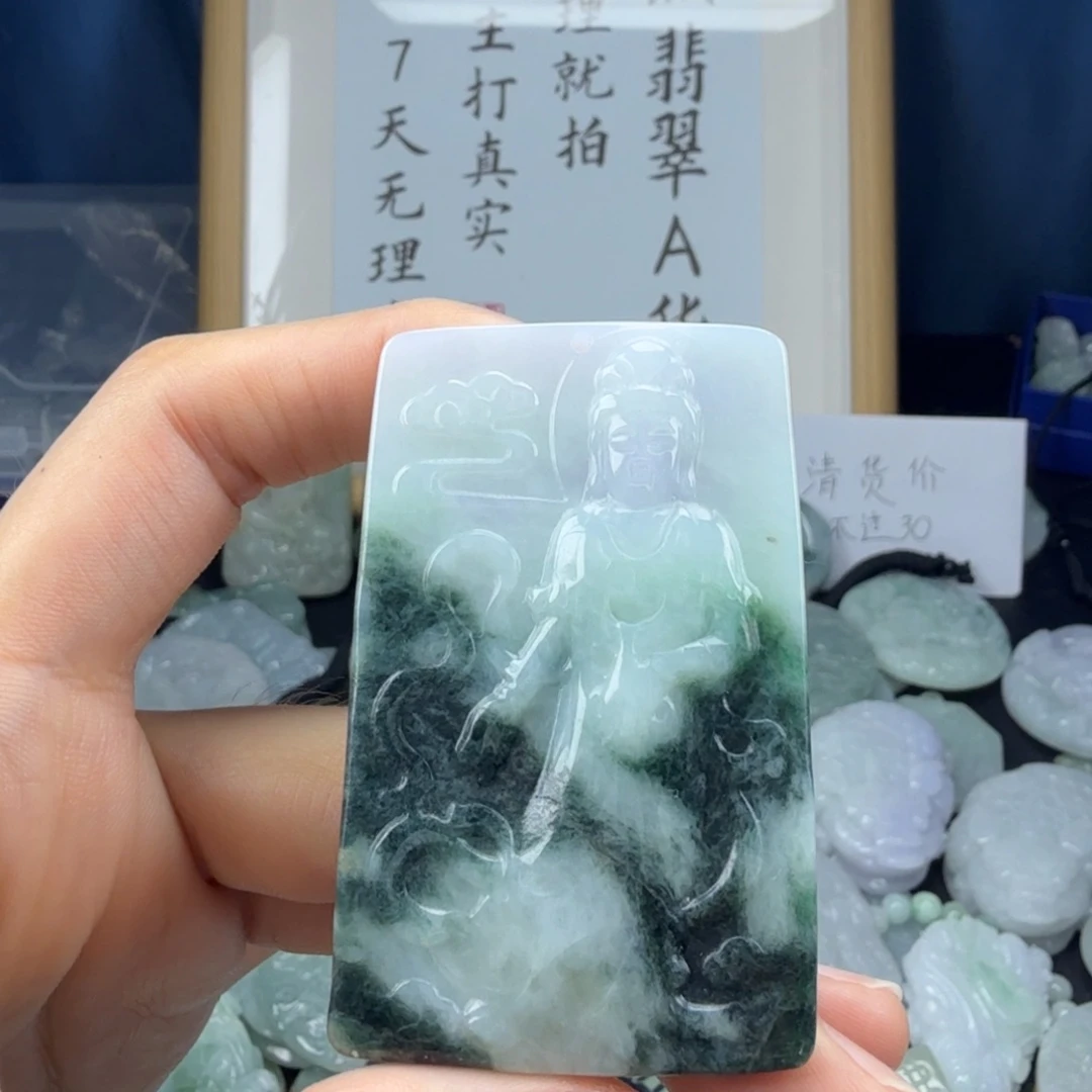 翡翠未镶嵌颈饰翡翠