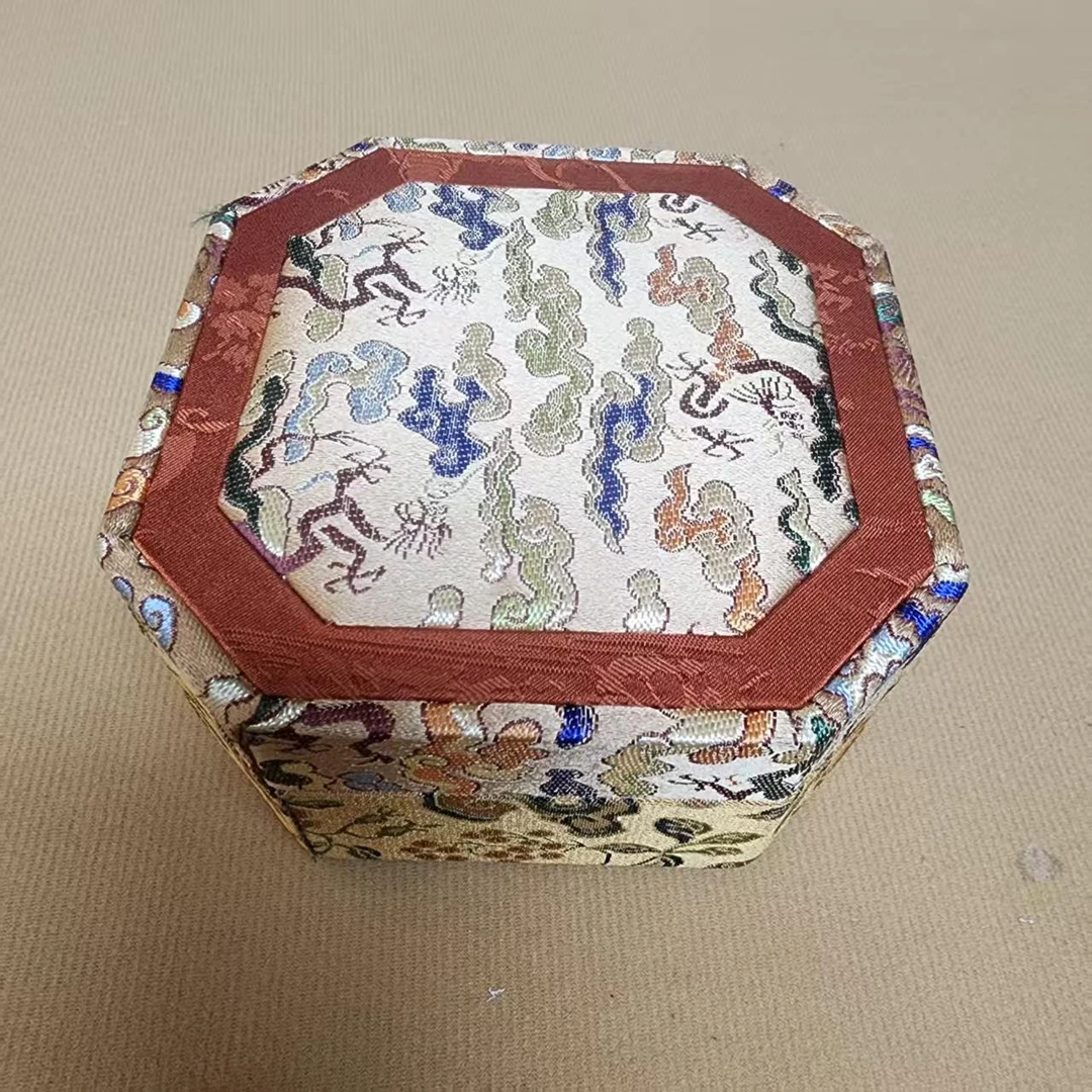 高端礼盒  百联达団结