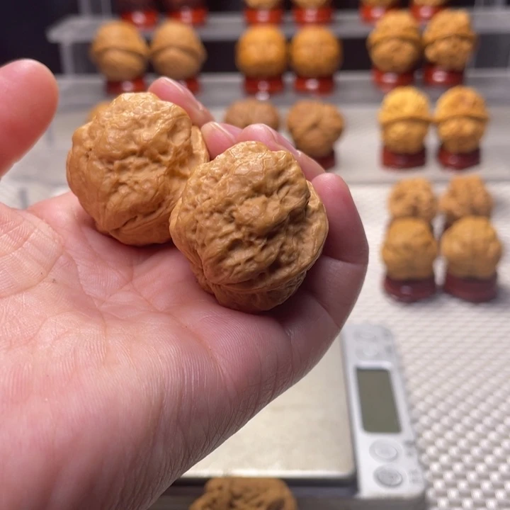 文玩核桃把件10玉龙小金蟾