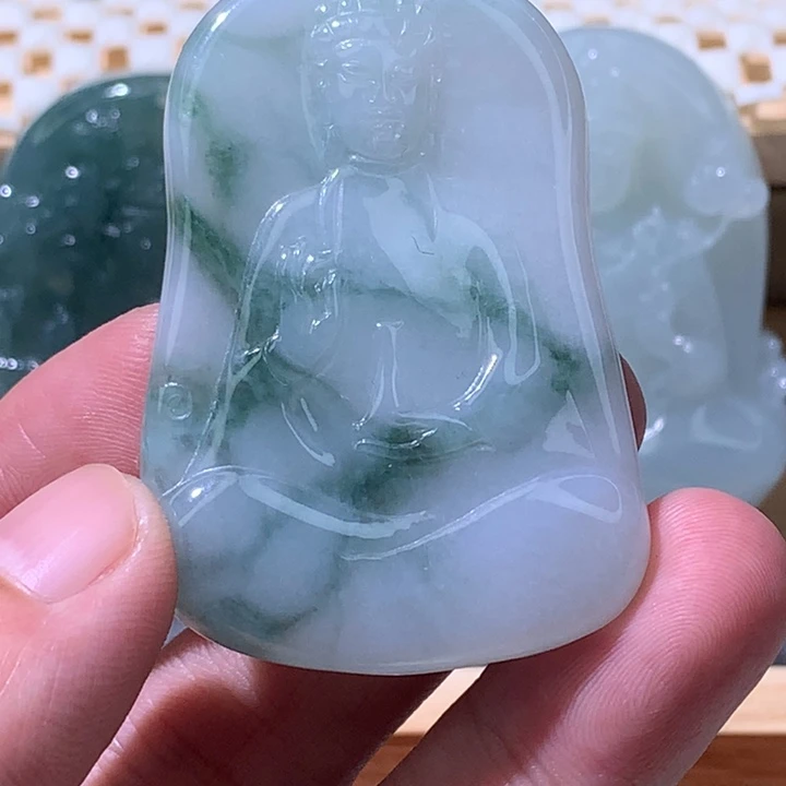 肆***⁷翡翠未镶嵌颈饰观音