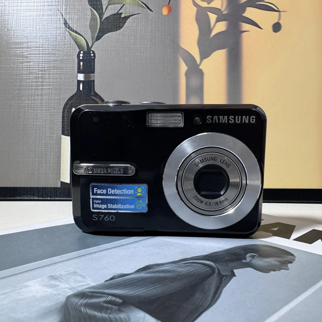 9新 Samsung/三星 S760 720万像素3倍变焦 无电池和充电器