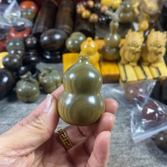 大叶紫檀（黑酸枝木类）