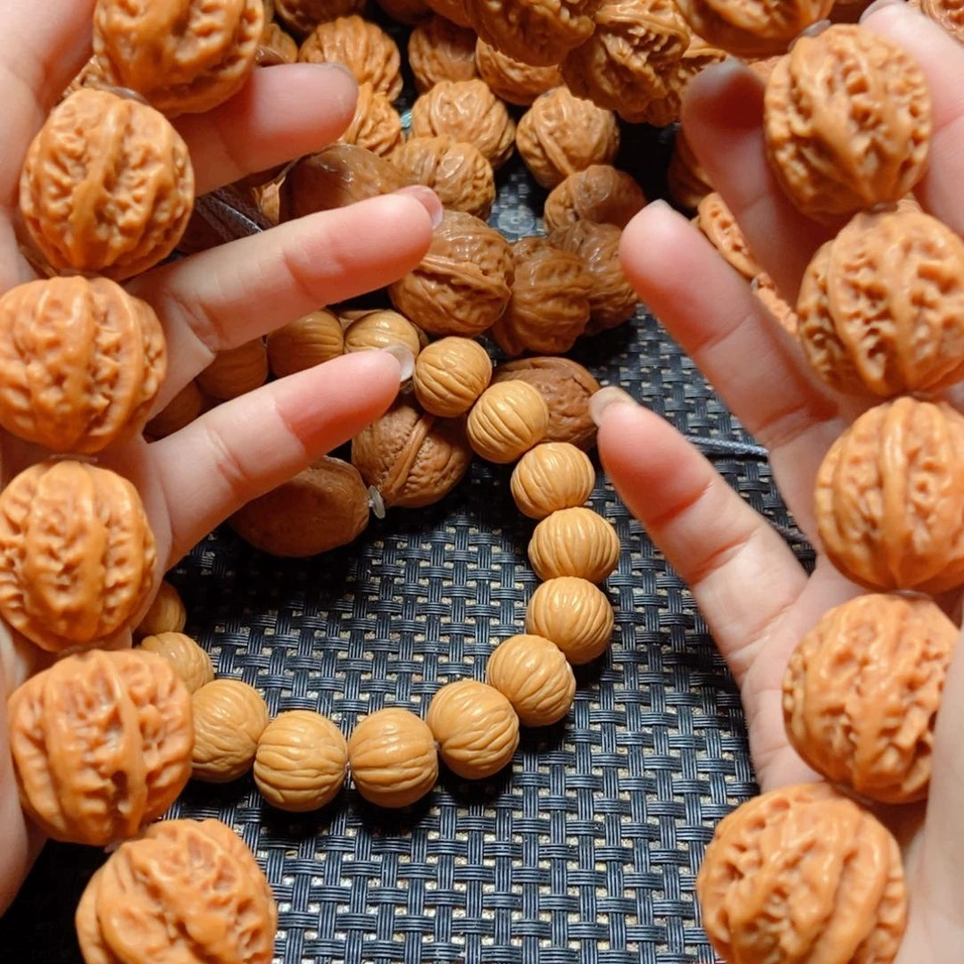 文玩核桃手串龙脊八棱